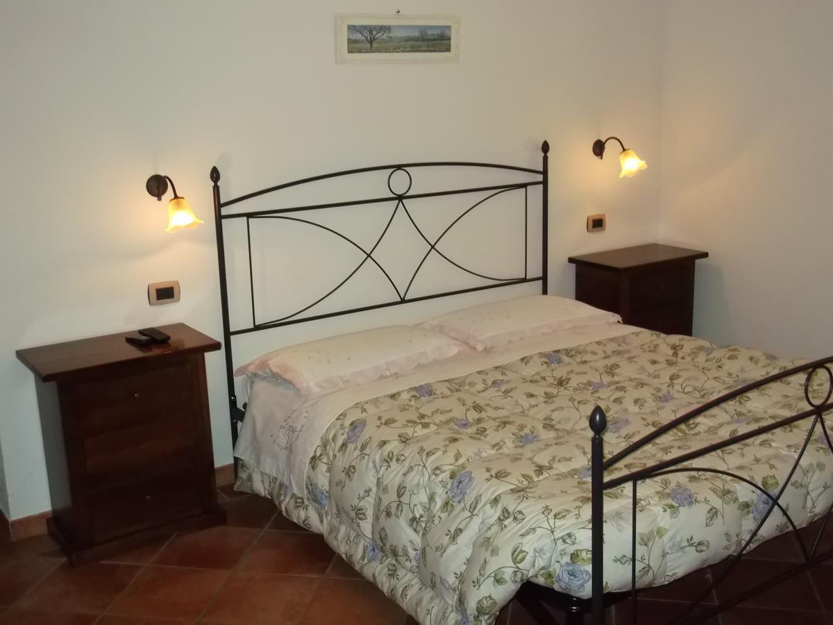 B&B Il Girasole - Rooms & House In Country - 1500 Meters From Historic Center Montepulciano Stazione Buitenkant foto